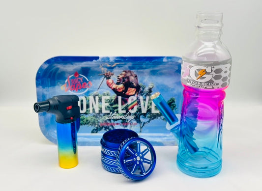 Gift Set Water Pourer, Jet Lighter, Rolling Tray and Grinder.