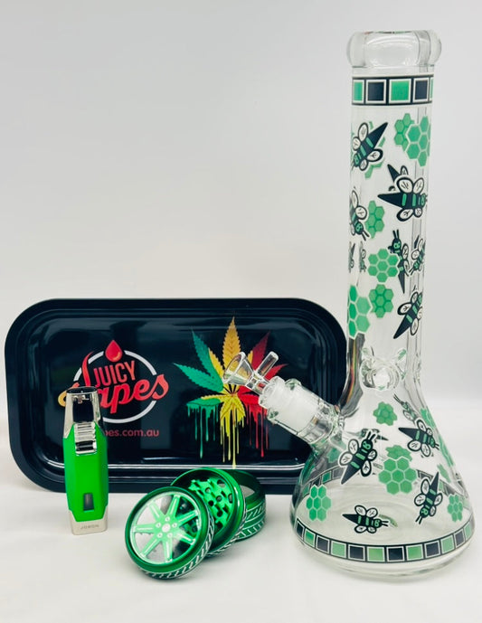 Gift Set Large 34cm Water Pourer, Jet Lighter, Rolling Tray and Grinder.